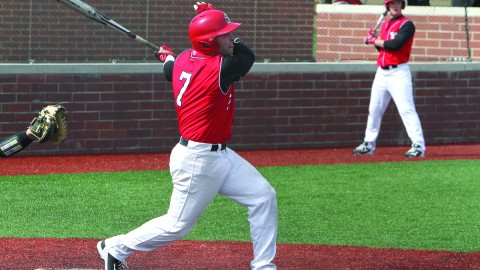Youngstown State University shortstop Shane Willoughby (7) went 2-3 and scored two RBIs in the Penguins 6-3 win against Oakland University on April 2. Willoughby drove in the Penguins final insurance run in the bottom of the ninth inning. Photo courtesy of Ron Stevens. 