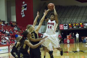 Youngstown State University's Janae Jackson (44) pulls up for a jump shot during YSU's 67-63 win over Oakland University.