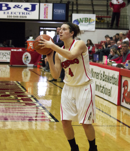 Youngstown State University shooting guard Nikki Arbanas (4) attempts a 3-pointer during the second quarter.