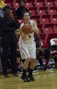 Youngstown State University guard Nikki Arbanas gets ready to shoot a 3-pointer.