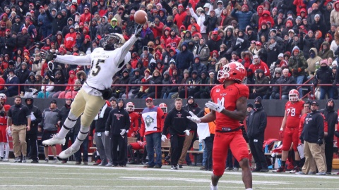 Youngstown State University receiver Damoun Patterson (4) runs under a deep touchdown pass.